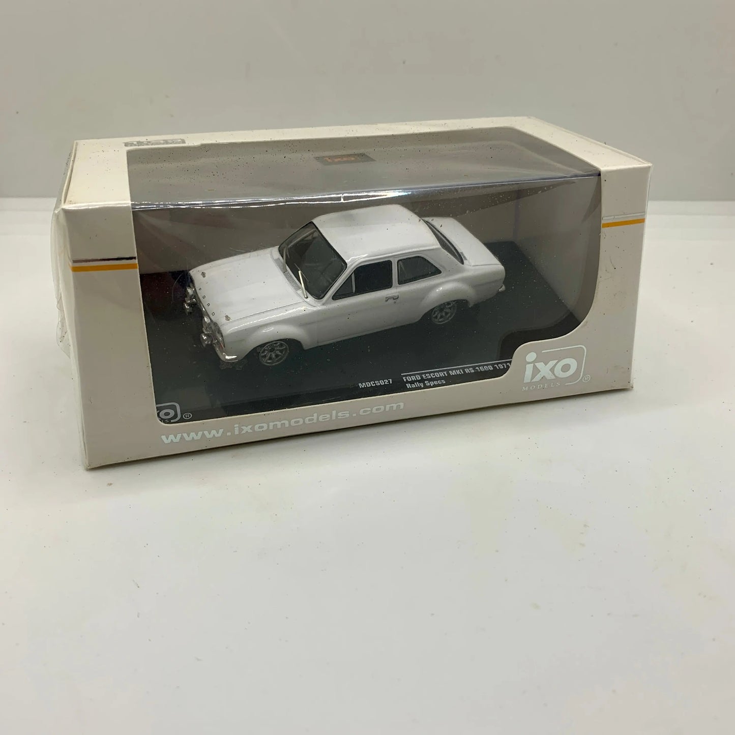 Iconic Ford Escort Collectable Classic Cars 1/43 Scale  Cars Stock Car & Banger Toy Tracks