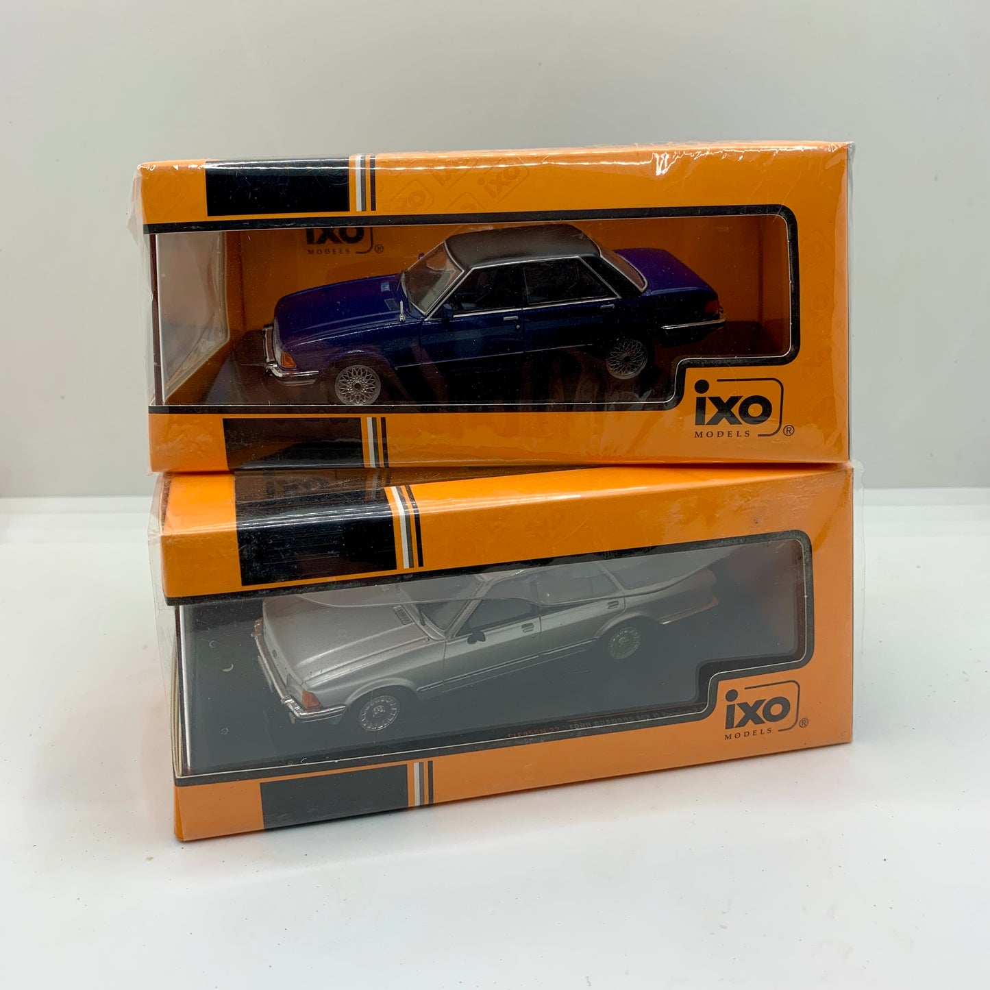 Iconic Ford Granada Collectable Classic Cars 1/43 Scale
