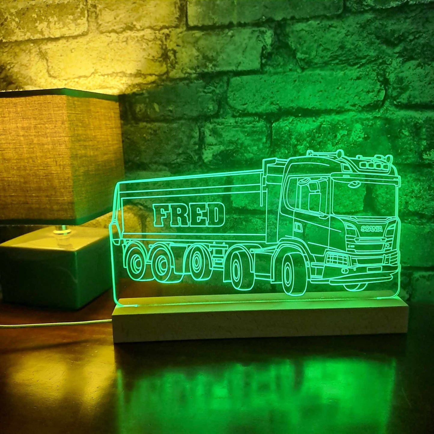 Gepersonaliseerde Scania vrachtwagen met aanhanger LED-lamp nachtlampje