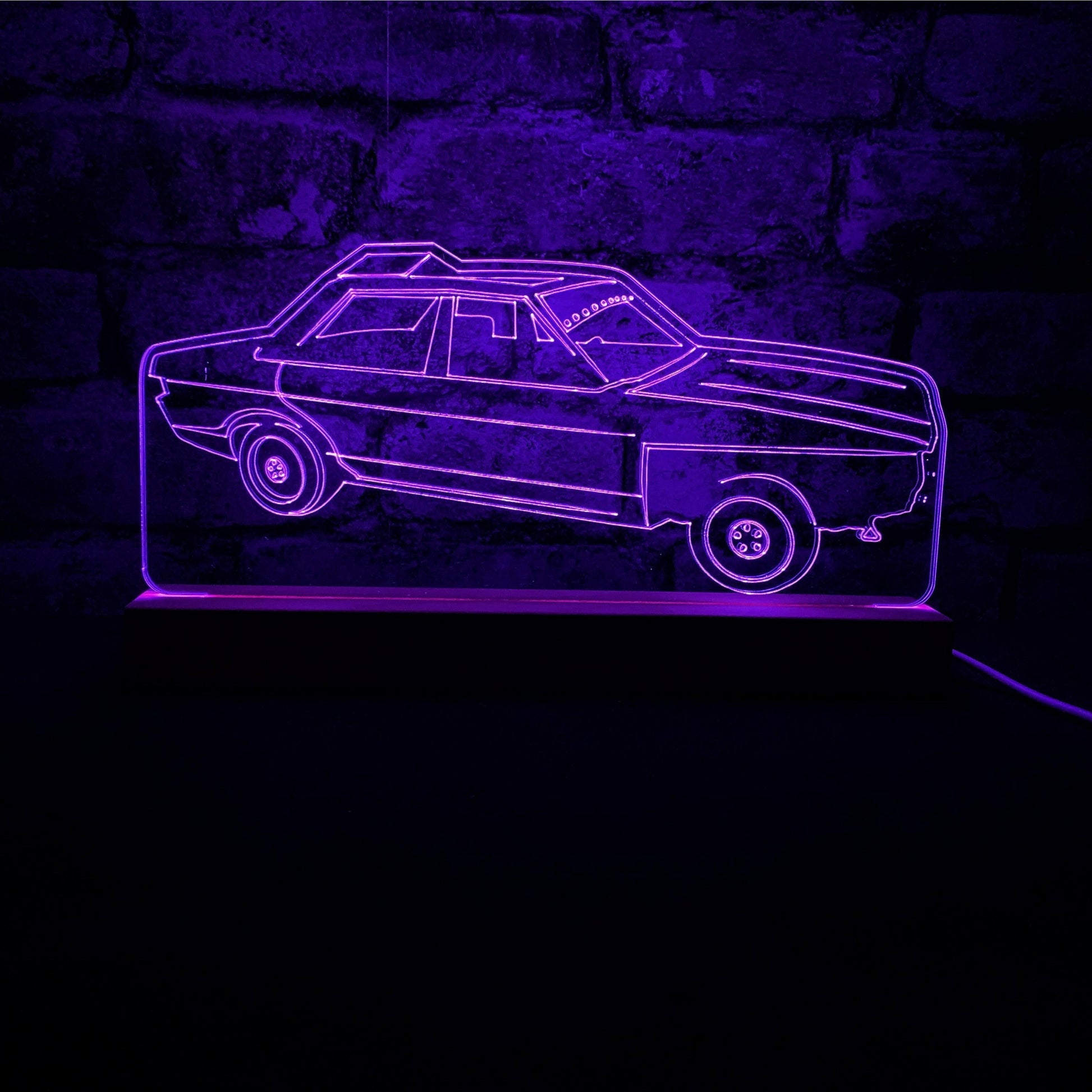 Granada - Banger Night Light - Large Wooden Base - Night Light - Stock Car & Banger Toy Tracks